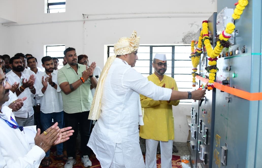 झगडे फाटा - कोपरगाव तालुका हद्द रस्ता सिमेंट काँक्रीटचा केल्याशिवाय माझे समाधान होणार नाही - आ.आशुतोष काळे... शहा-पोहेगाव ३३ केव्ही उच्चदाब वाहिनीचा लोकार्पण सोहळा