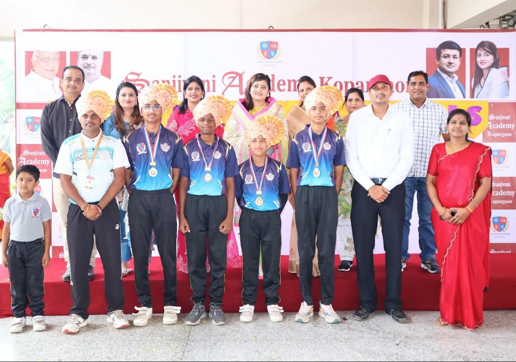 संजीवनी अकॅडमीच्या समर सैनीची राष्ट्रीय क्रिकेट स्पर्धेसाठी निवड...राष्ट्रीय क्रिकेट स्पर्धेतील दक्षिण भारत संघातील १८ खेळाडूत सैनीचा समावेश