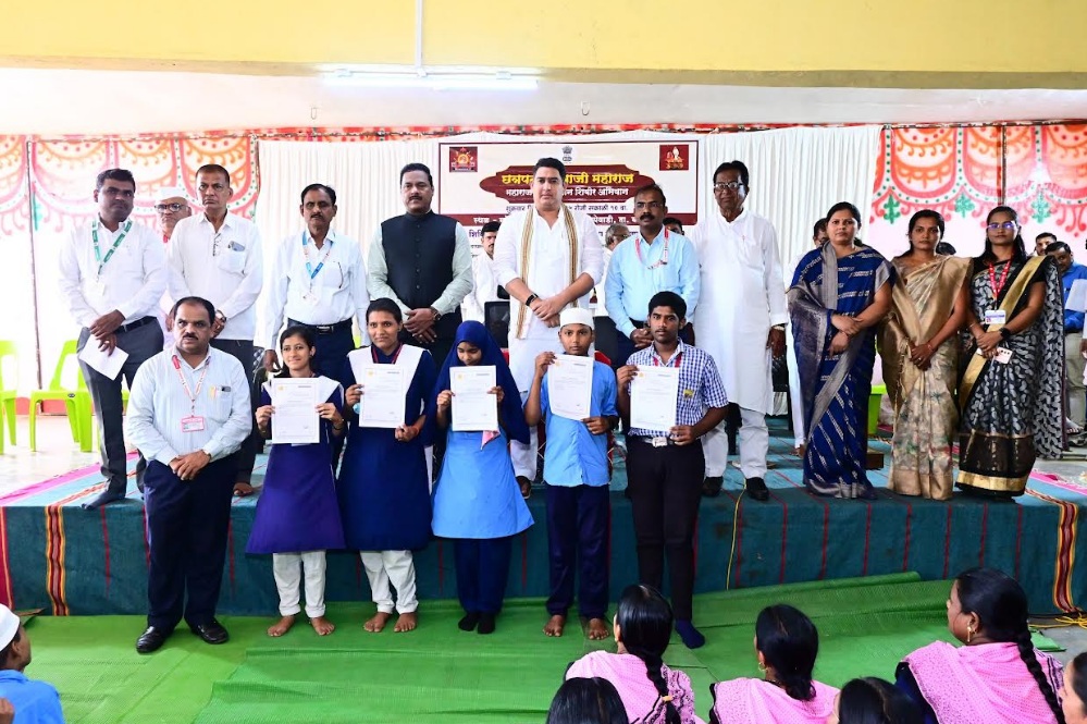 एकही पात्र लाभार्थी शासनाच्या कल्याणकारी योजनेपासून वंचित राहणार नाही याची काळजी घ्या - आ.आशुतोष काळे