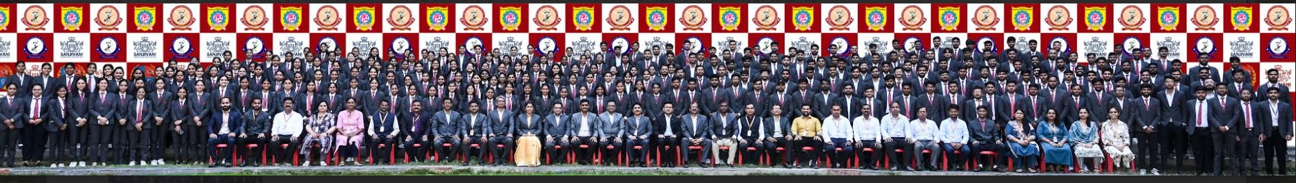संजीवनी इंजिनिअरींग काॅलेजच्या एकुण ९१७ विध्यार्थ्यांना देश -परदेशात नोकऱ्या...३२ लाखांचे उच्चांकी वार्षिक पॅकेज...सरासरी पॅकेज ६.८ लाखांचे