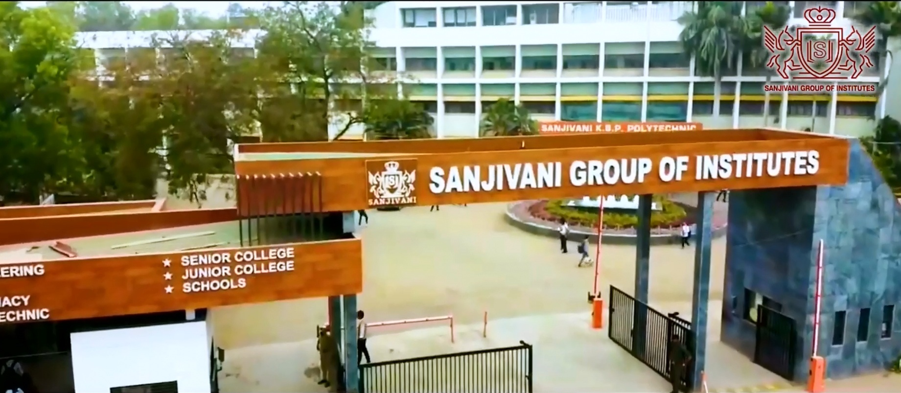 संजीवनी इंजिनिअरींग काॅलेजच्या आठ विद्यार्थ्यांची नोकरीसाठी निवड...ट्रेनिंग अँड प्लेसमेंट विभागामुळे घडते आहे किमया