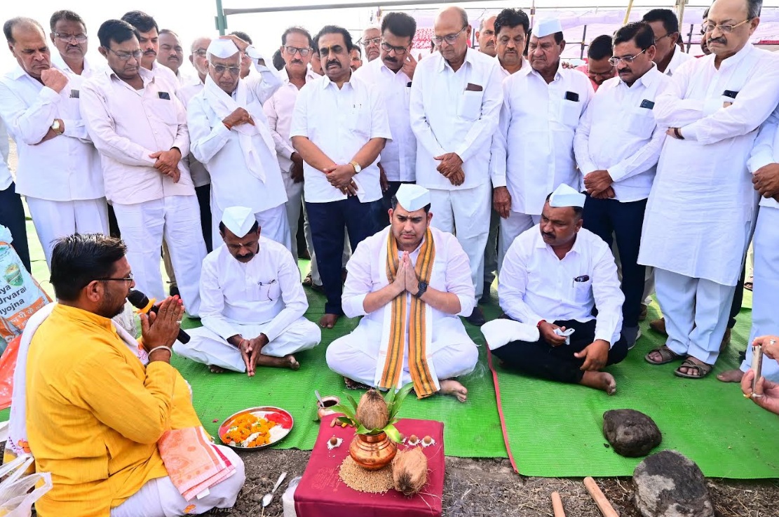 कृषी उत्पन्न बाजार समितीसाठी महायुती शासनाकडून सर्वोतोपरी मदत मिळवून देईल – आ.आशुतोष काळे...भविष्यात तालुक्याच्या नैऋत्य भागात देखील उपबाजार समिती सुरु करावी – आ.काळे